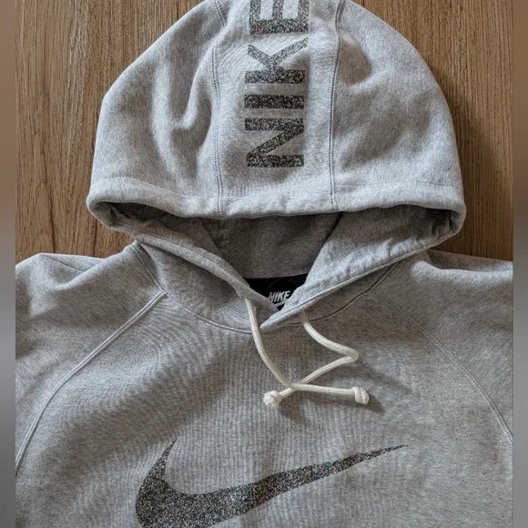 Nike Hoodie SKU2027 - Picture 2 of 3